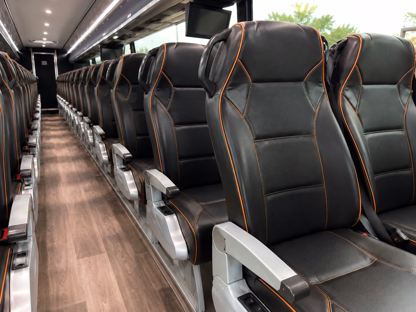 how where and when you re traveling affects your sunrise bus rental rate