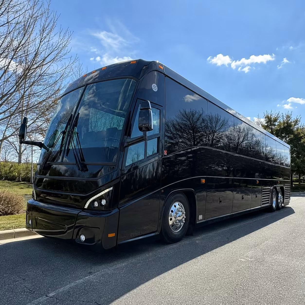 multi day charter bus rentals for sunrise groups heading out of state